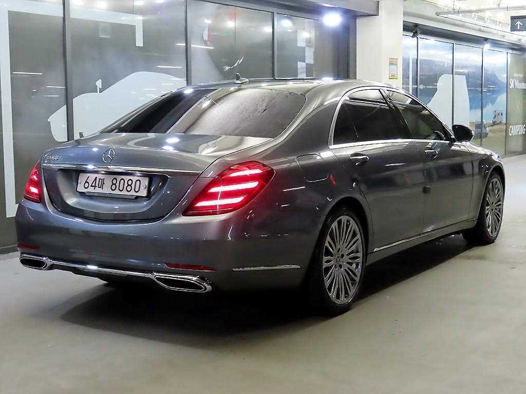 Mercedes Benz S Class - Vista 4