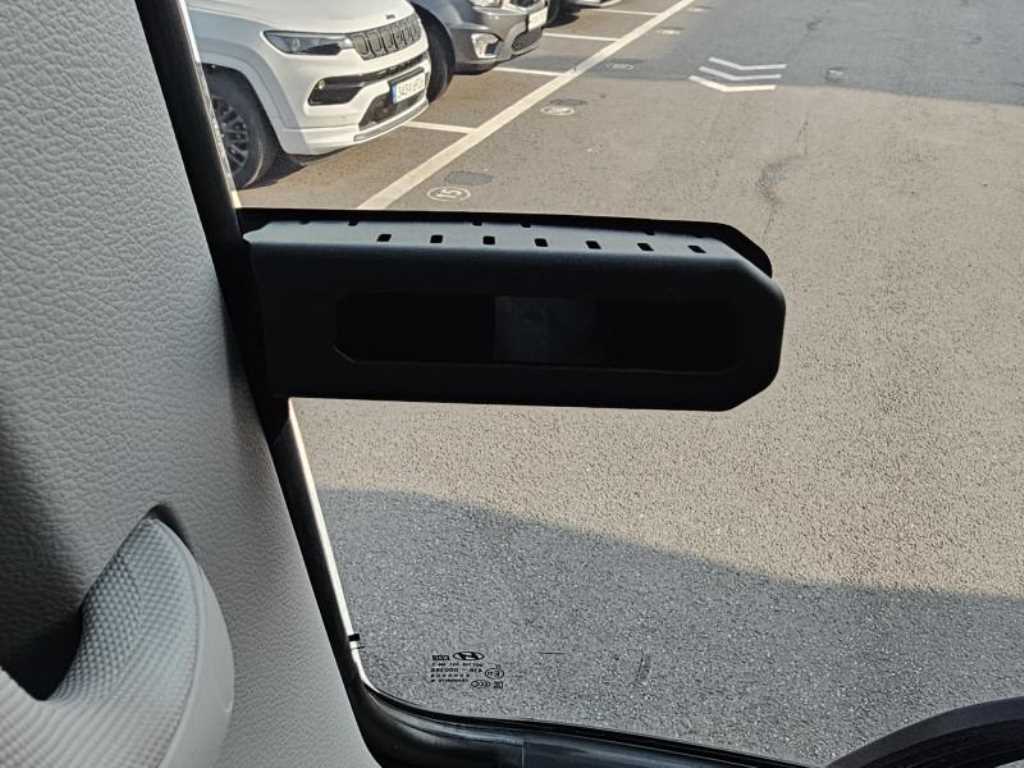 medium and large cargo Cargo 2023 Blanco - Importación desde Corea - HF Imports Iquique - Foto 13