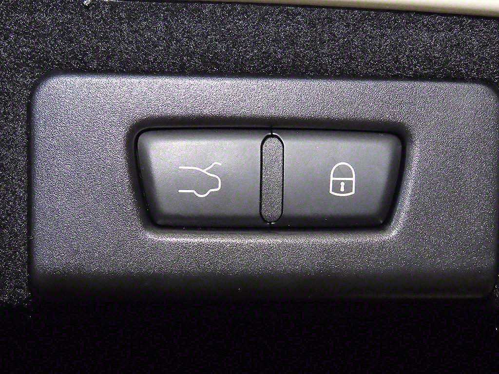 Maserati Quattroforte 2019 Blanco - Importación desde Corea - HF Imports Iquique - Foto 16