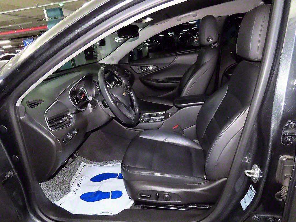 Chevrolet Malibu - Vista 6