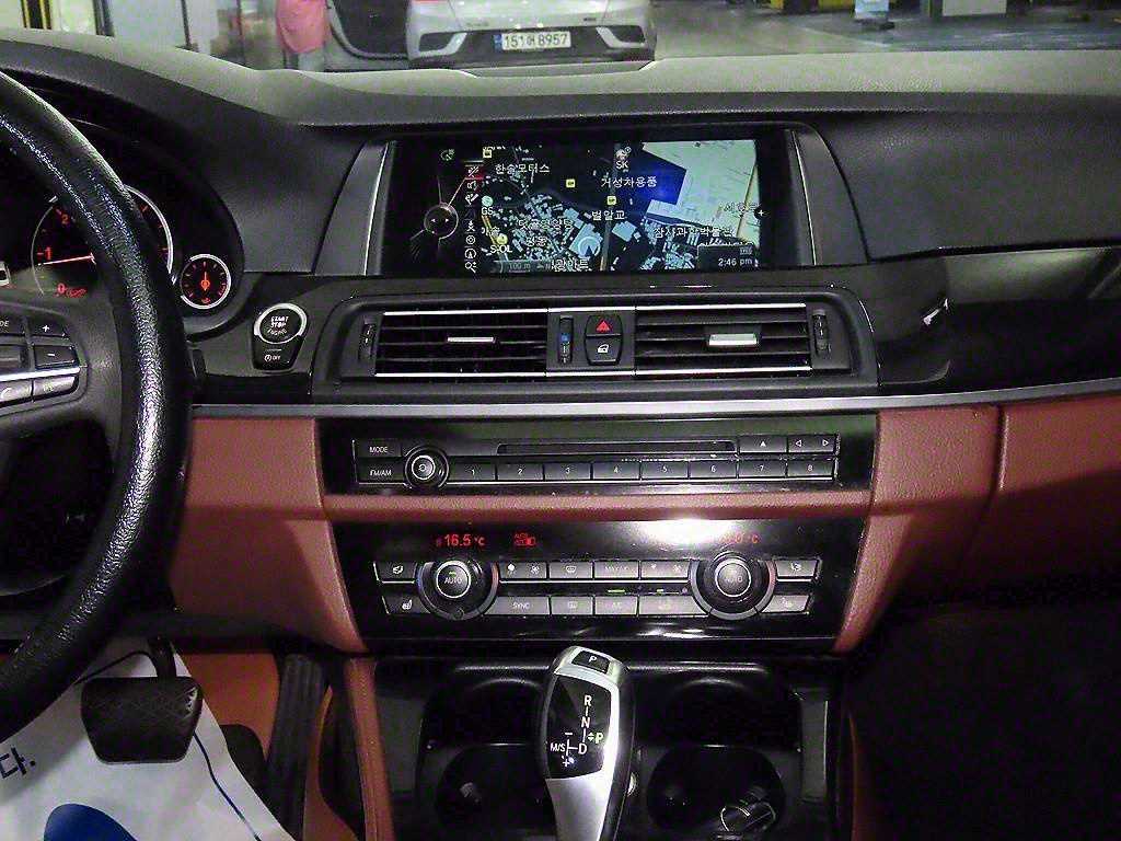 BMW 5 Series - Vista 10