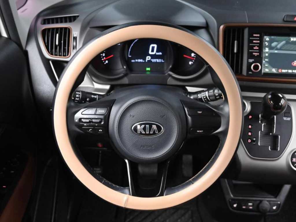 KIA Ray 2019 Blanco - Importación desde Corea - HF Imports Iquique - Foto 13