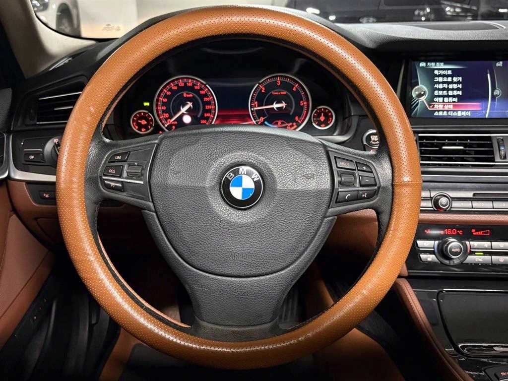 BMW 5 Series - Vista 9