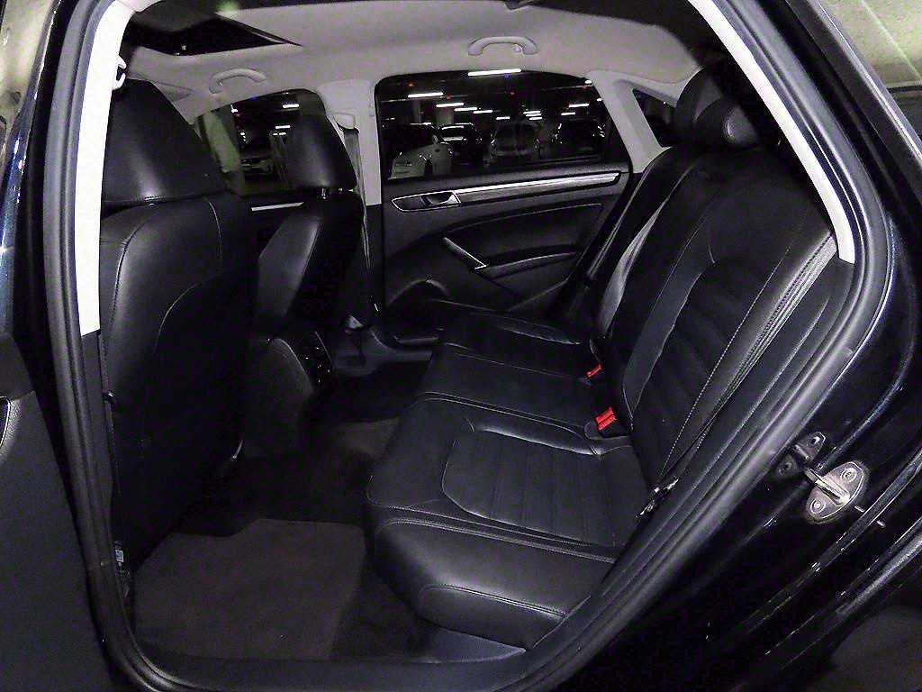 Volkswagen Passat - Vista 7