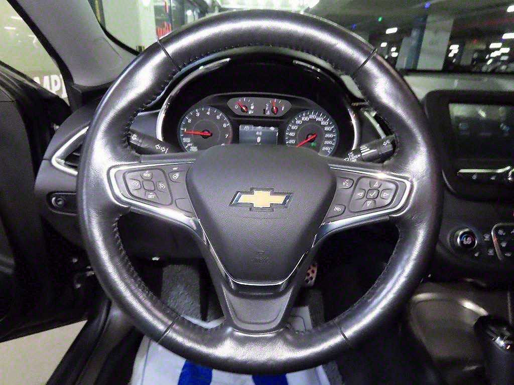 Chevrolet Malibu - Vista 8