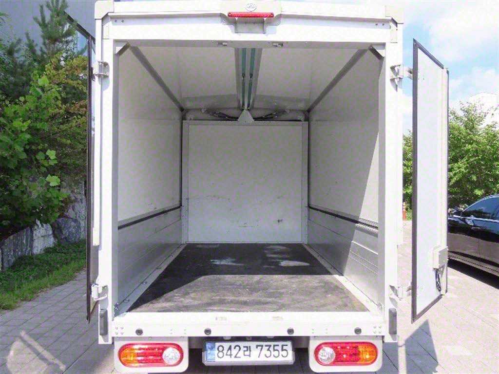 Small Truck Top_Wingbody 2024 Blanco - Importación desde Corea - HF Imports Iquique - Foto 19
