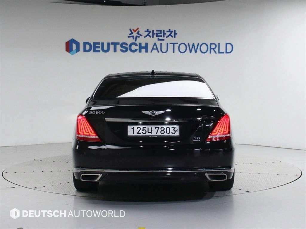 Genesis EQ900 - Vista 4