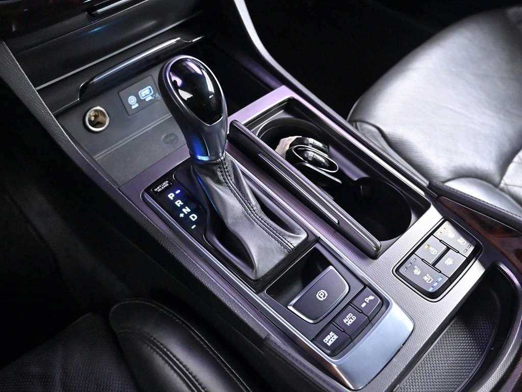 HYUNDAI Aslan - Vista 9
