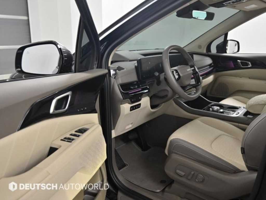 KIA Carnival - Vista 11
