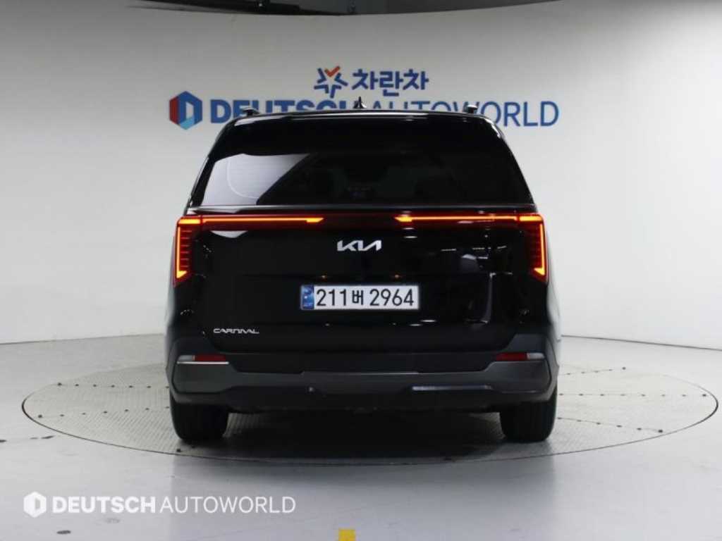 KIA Carnival - Vista 4