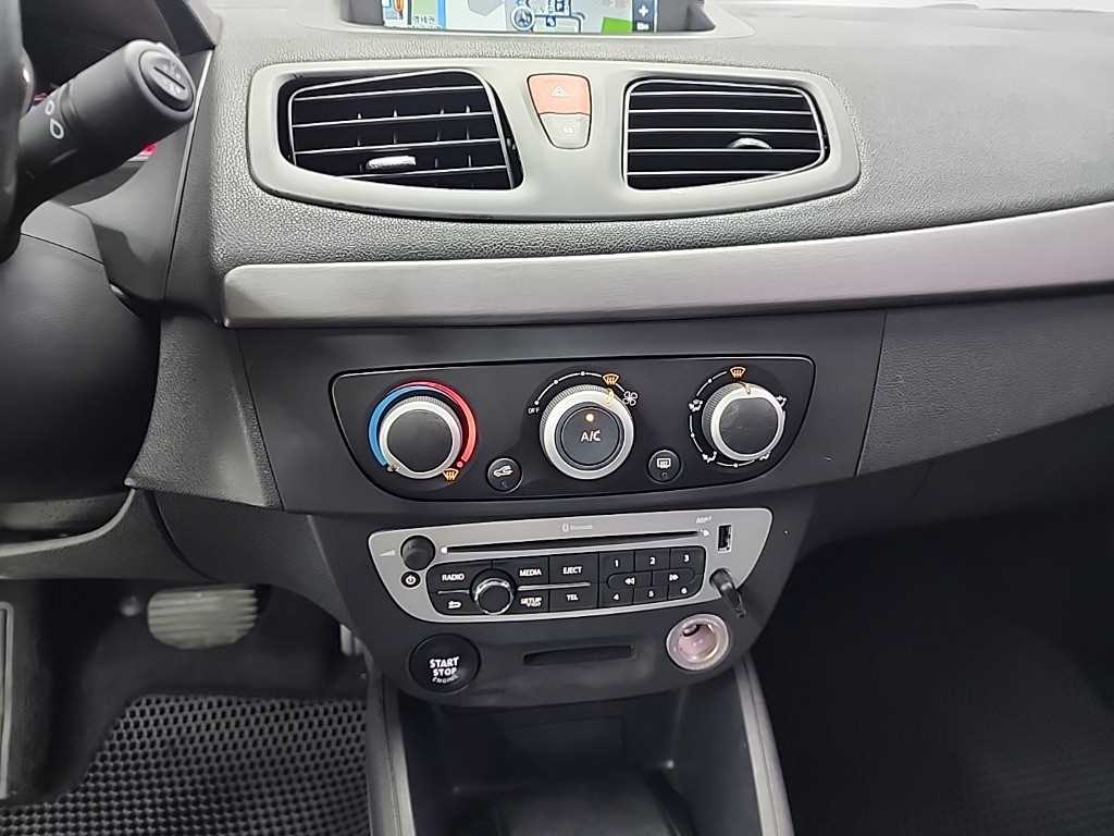 SAMSUNG SM3 - Vista 10