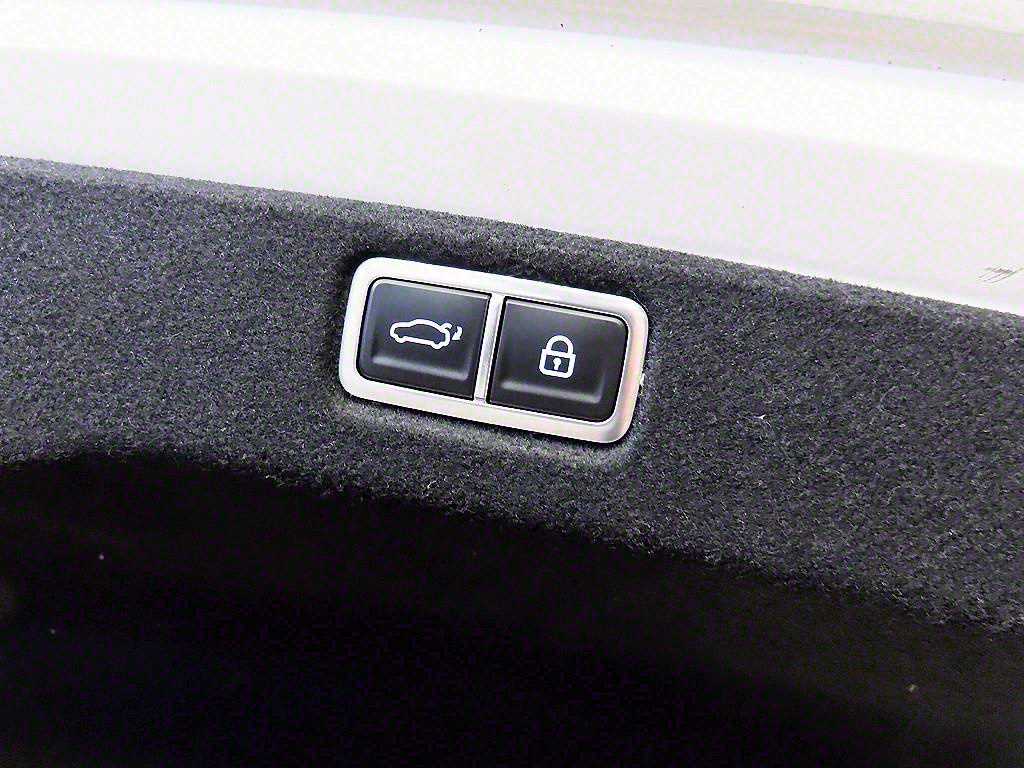 HYUNDAI Sonata 2025 Blanco - Importación desde Corea - HF Imports Iquique - Foto 16