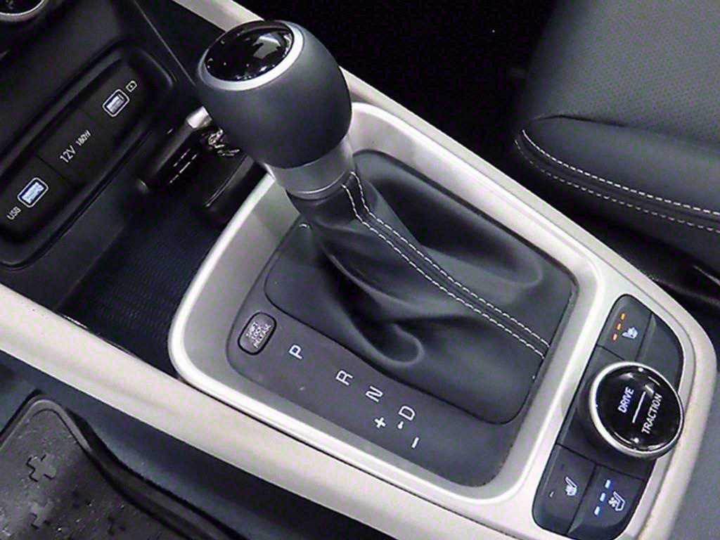 HYUNDAI Venue - Vista 10