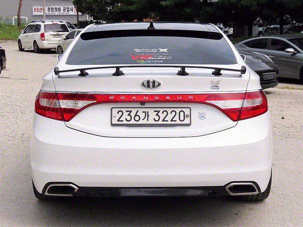 HYUNDAI Grandeur - Vista 4