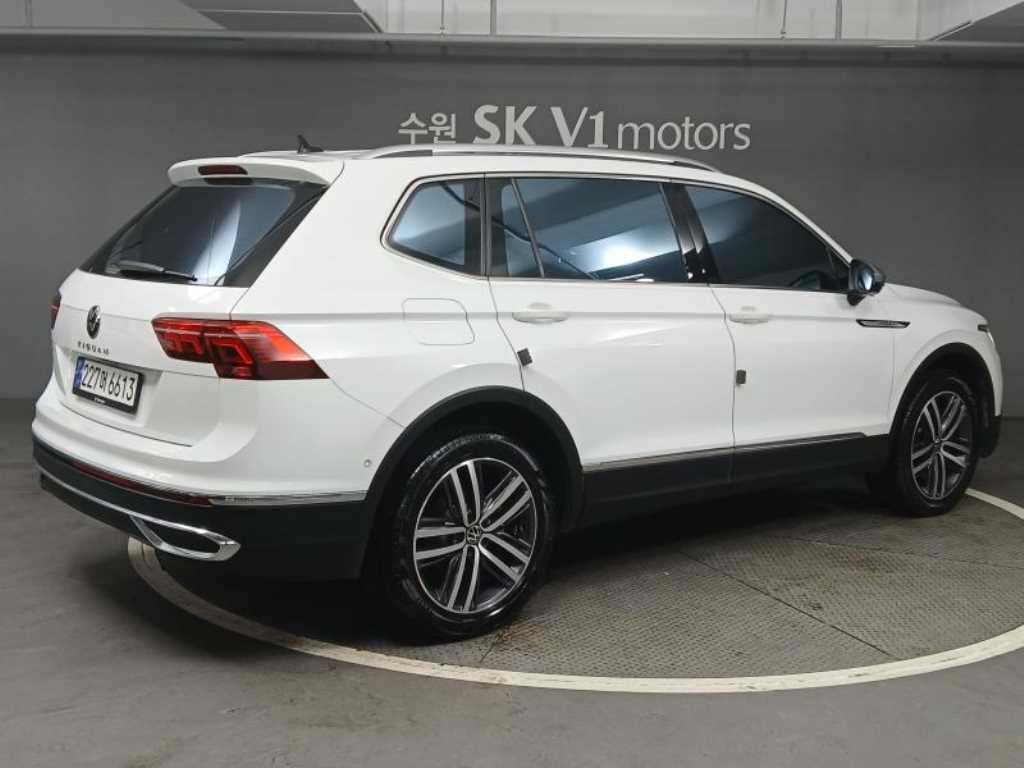 Volkswagen Tiguan - Vista 4