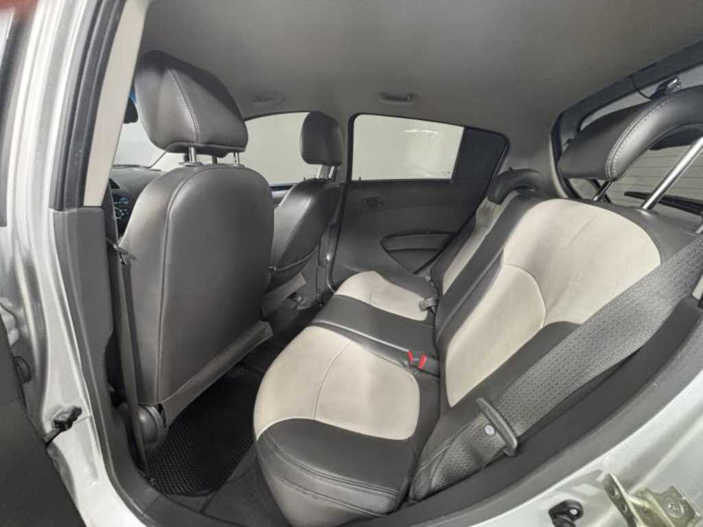Chevrolet Spark 2012 Plateado - Importación desde Corea - HF Imports Iquique - Foto 15