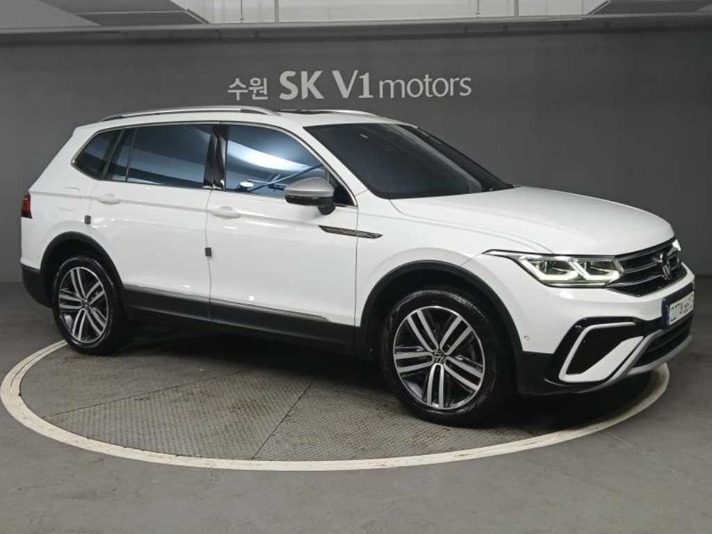 Volkswagen Tiguan - Vista 5