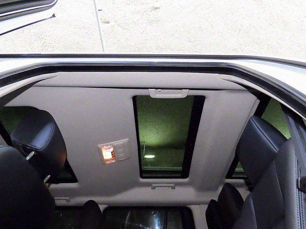 Land Rover Discovery 2015 Blanco - Importación desde Corea - HF Imports Iquique - Foto 16