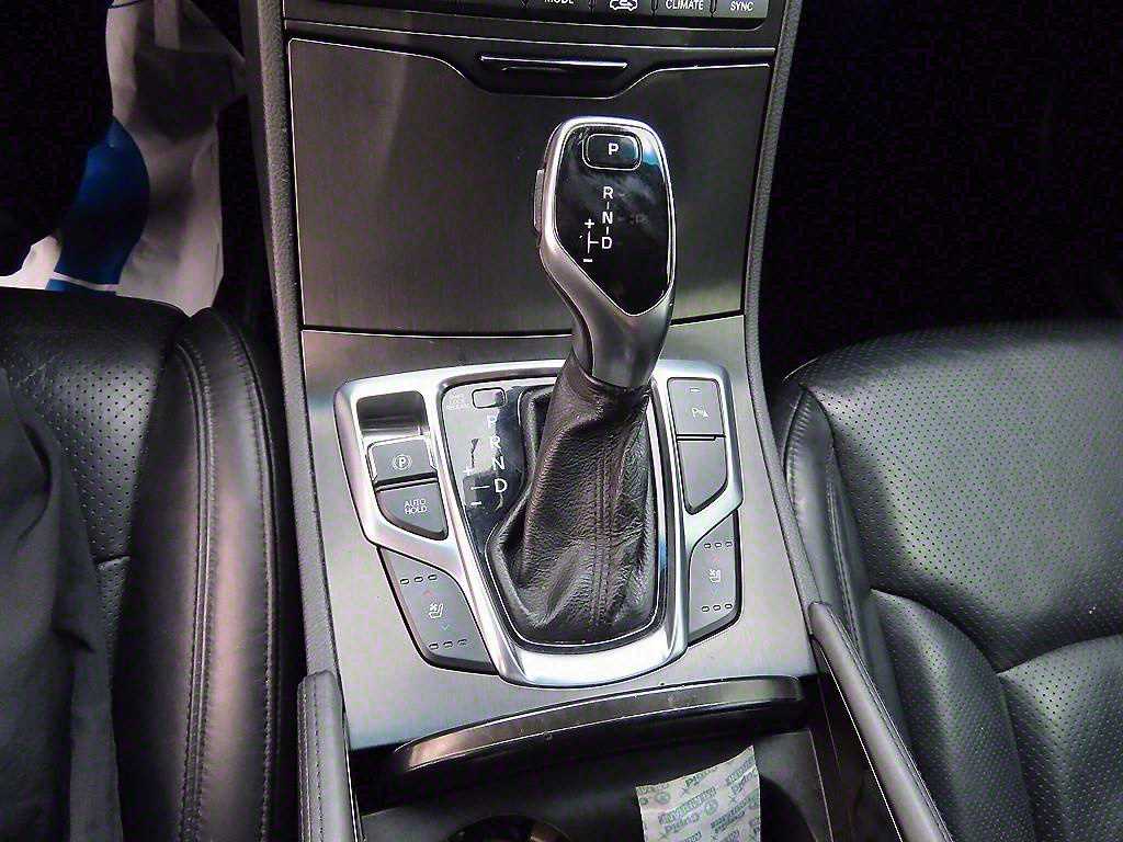 HYUNDAI Grandeur - Vista 10