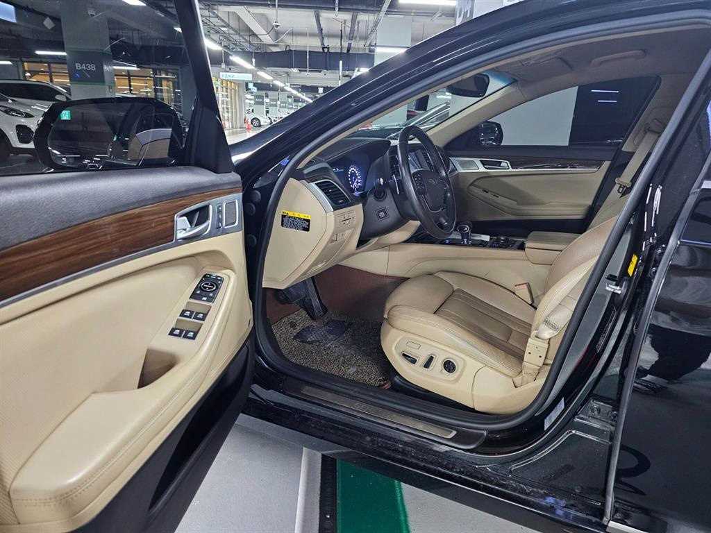 Genesis G80 - Vista 4