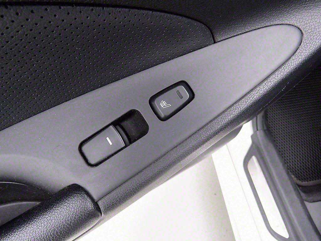 HYUNDAI Sonata - Vista 8