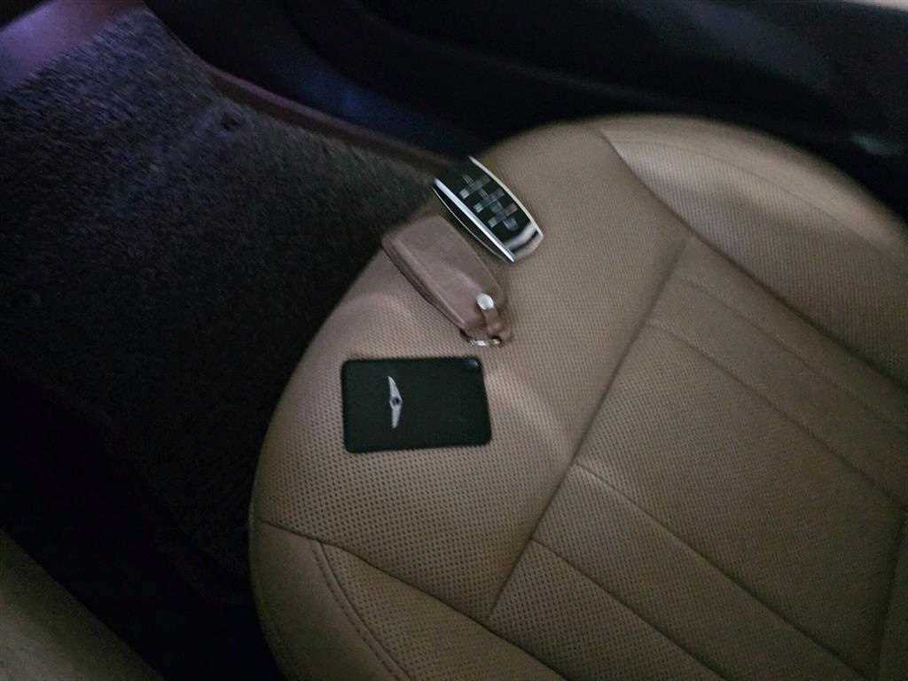 Genesis G80 - Vista 9