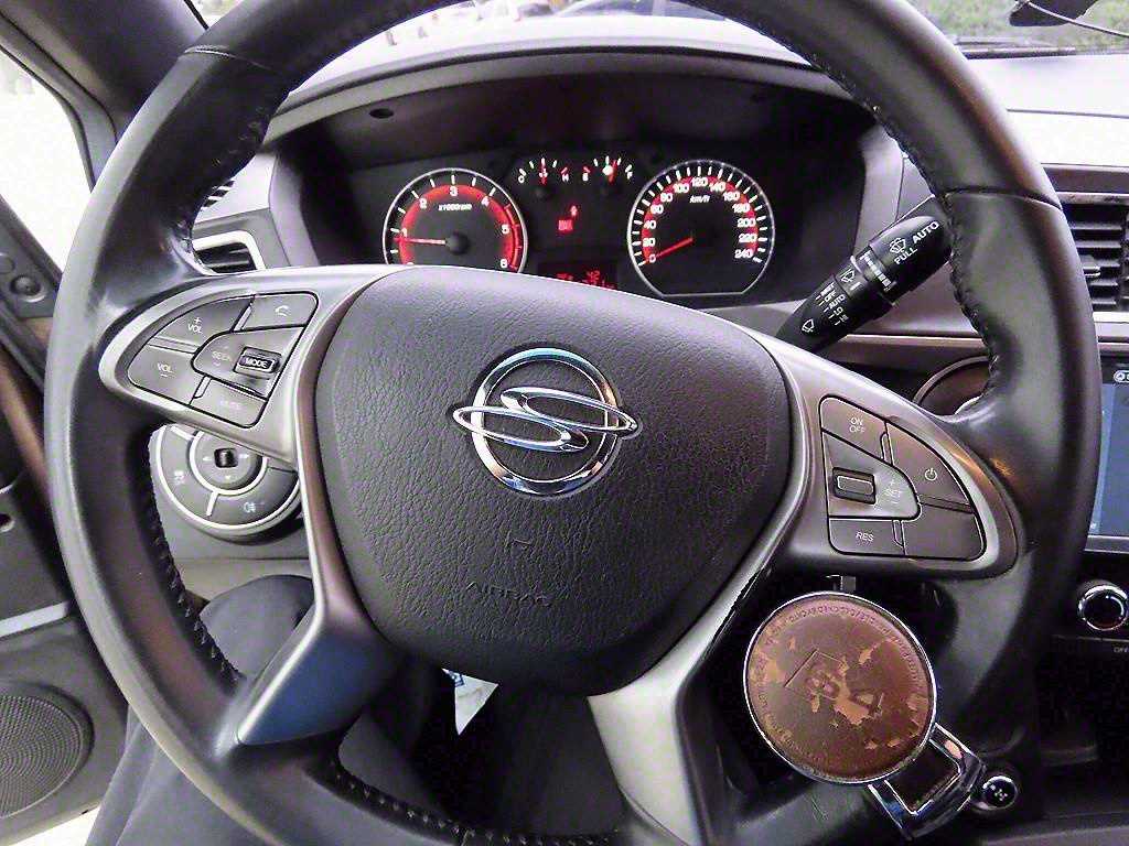 Ssangyong Korando - Vista 8