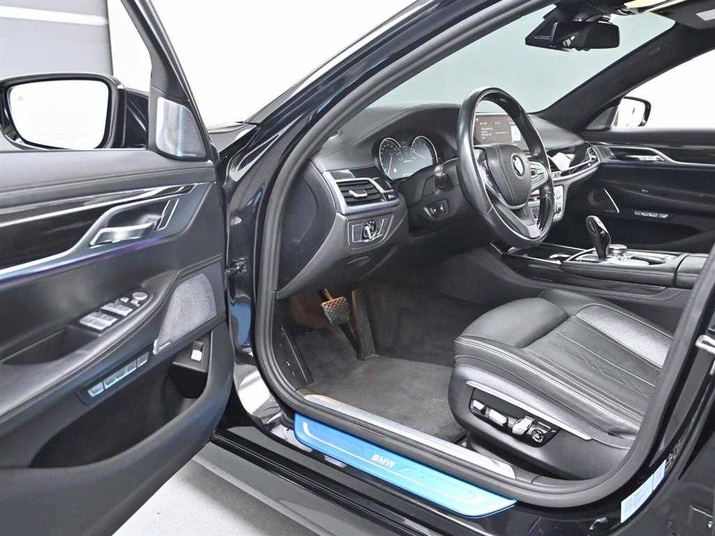 BMW 7 Series - Vista 11