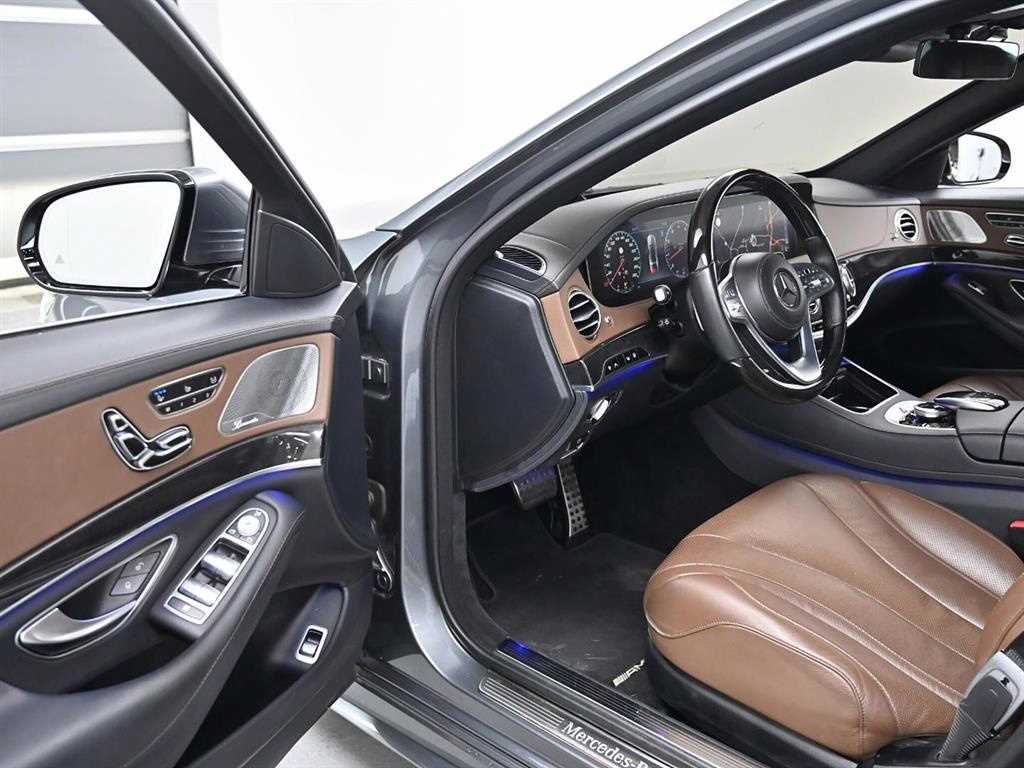 Mercedes Benz S Class - Vista 9