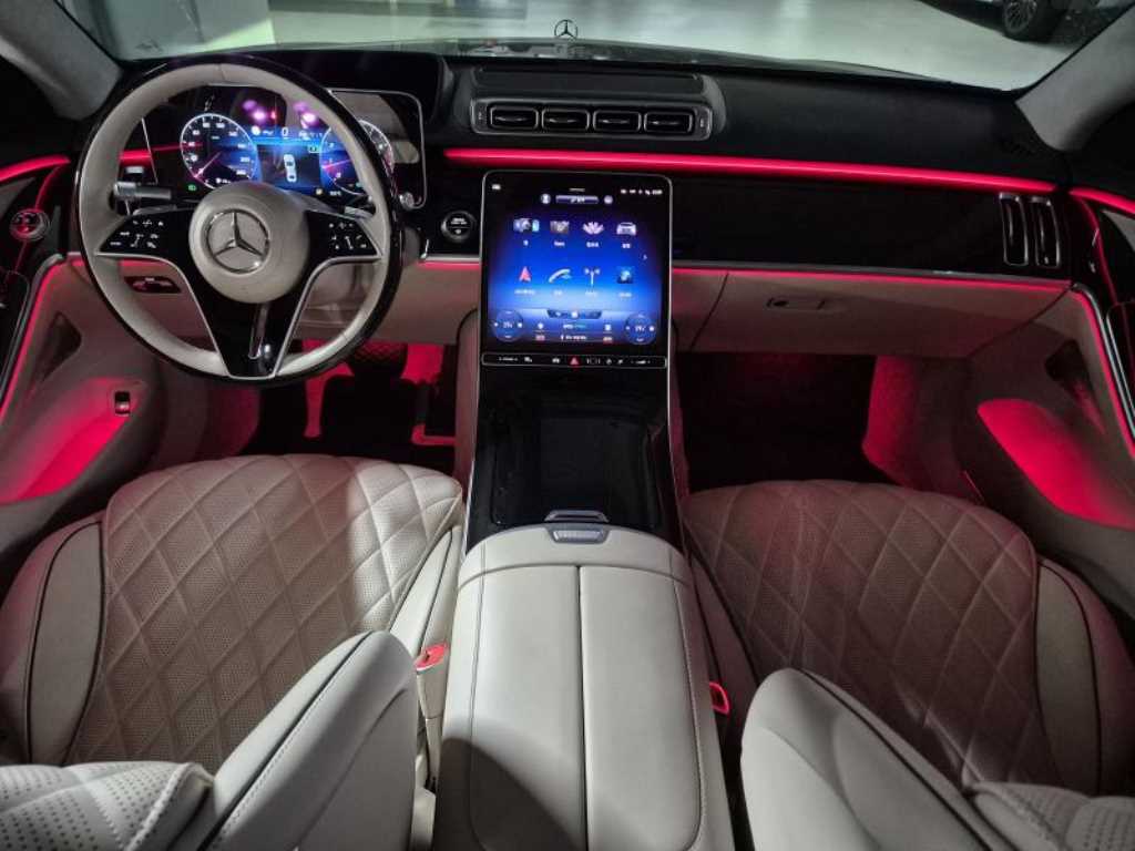 Mercedes Benz S Class - Vista 4