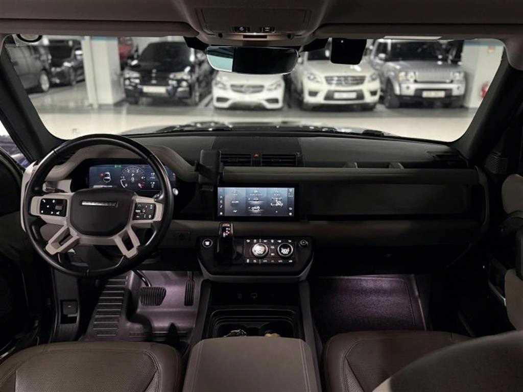 Land Rover Defender - Vista 7