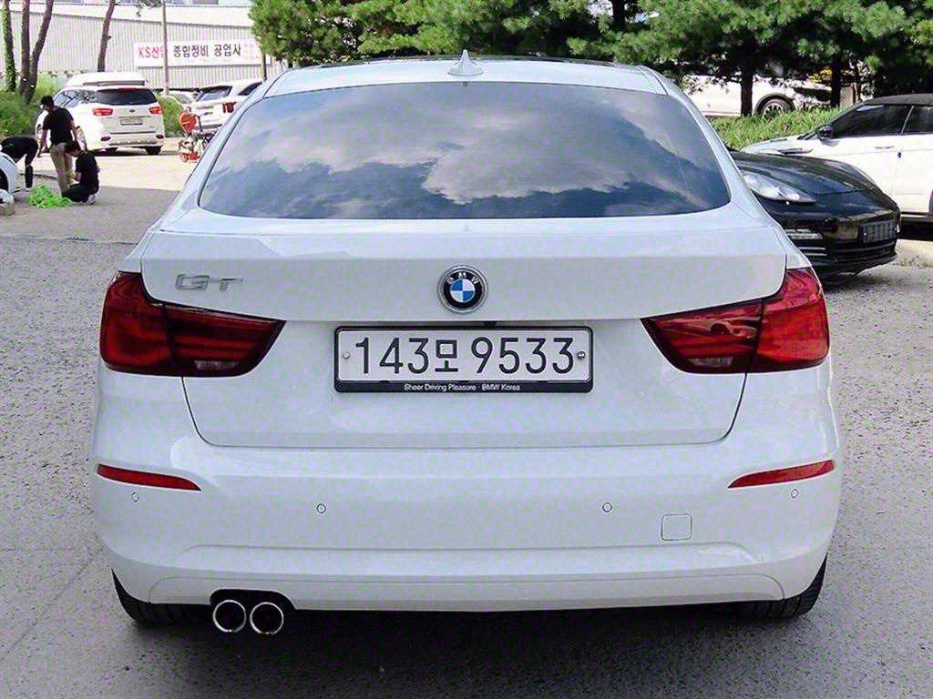 BMW Gran Turismo - Vista 4