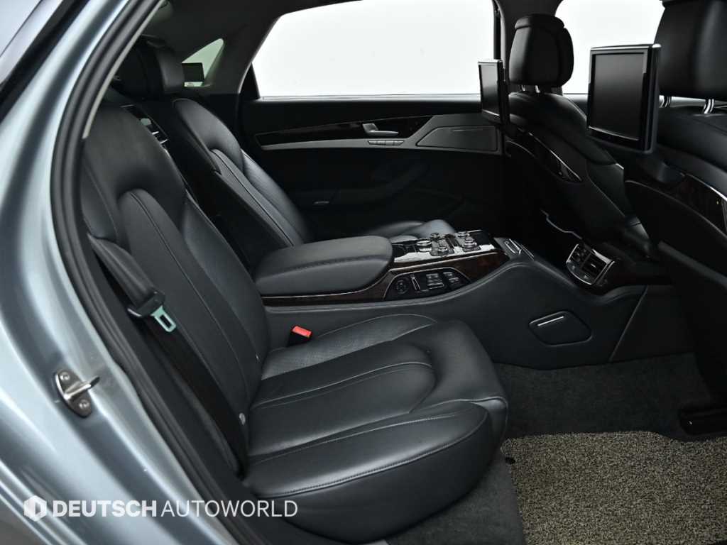 Audi A8 - Vista 12
