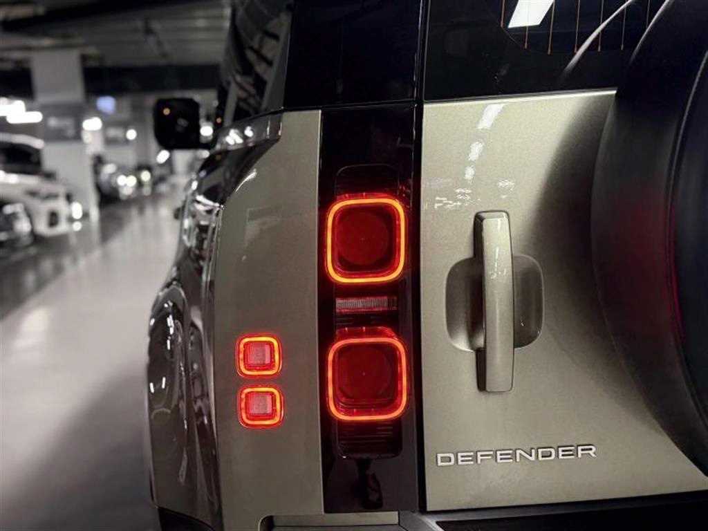Land Rover Defender 2022 Verde - Importación desde Corea - HF Imports Iquique - Foto 17