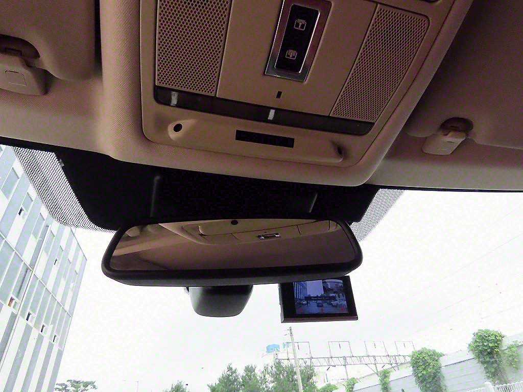 Land Rover Discovery Sports - Vista 12