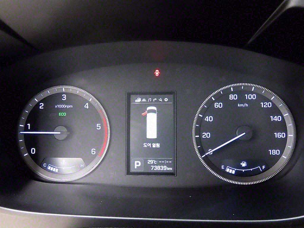 HYUNDAI Solati - Vista 10