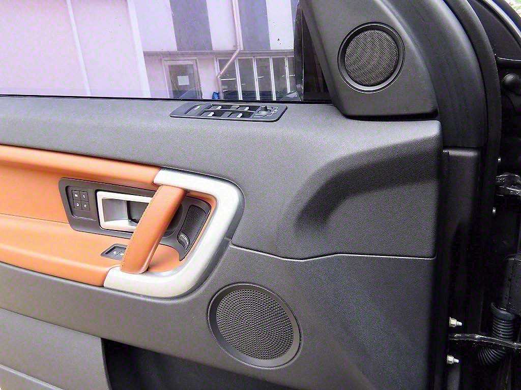 Land Rover Discovery Sports - Vista 11