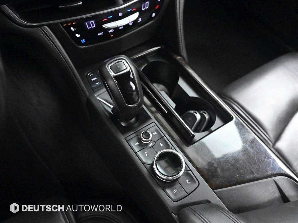 Cadillac CT6 - Vista 9