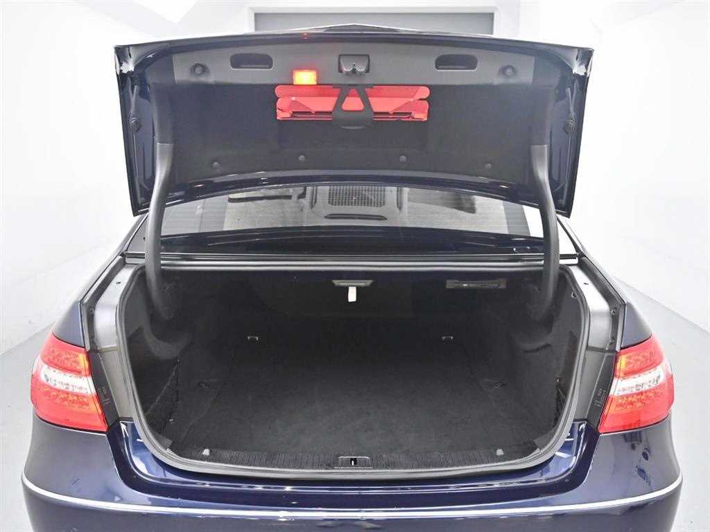 Mercedes Benz E class 2012 Azul - Importación desde Corea - HF Imports Iquique - Foto 20