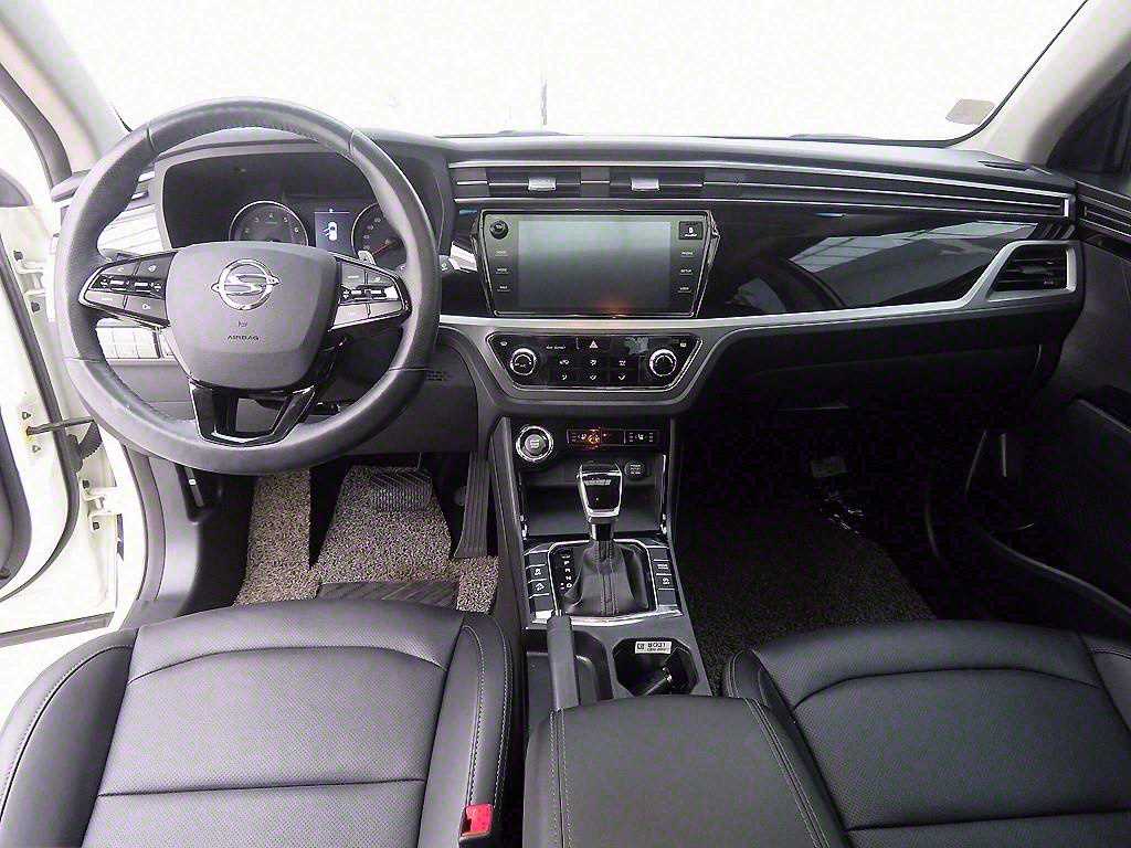 Ssangyong Korando - Vista 9