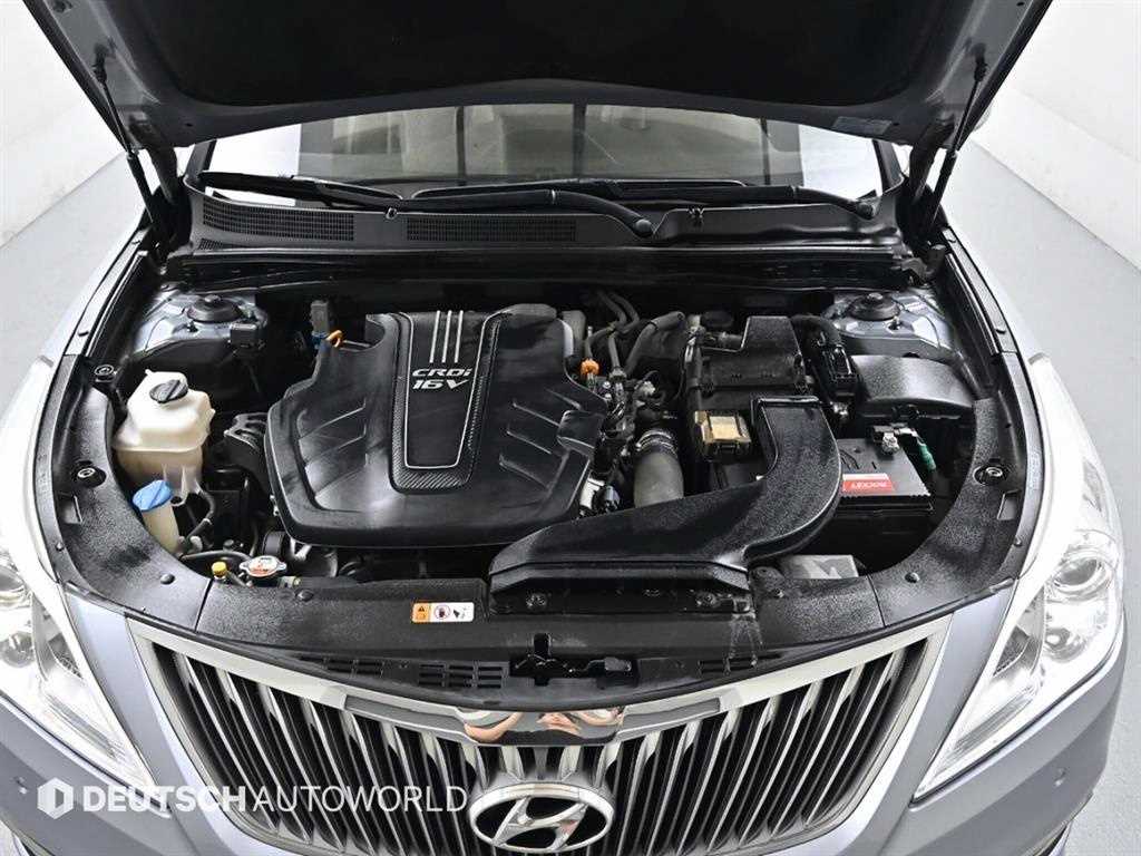 HYUNDAI Grandeur - Vista 6