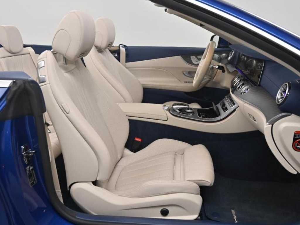 Mercedes Benz E class - Vista 10