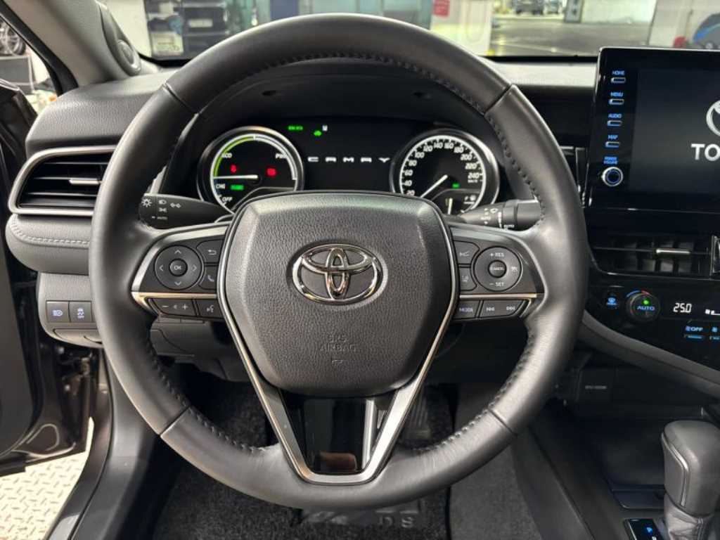 Toyota Camry - Vista 6