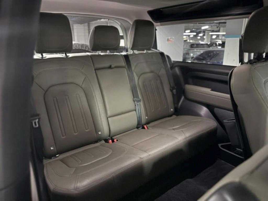 Land Rover Defender - Vista 9