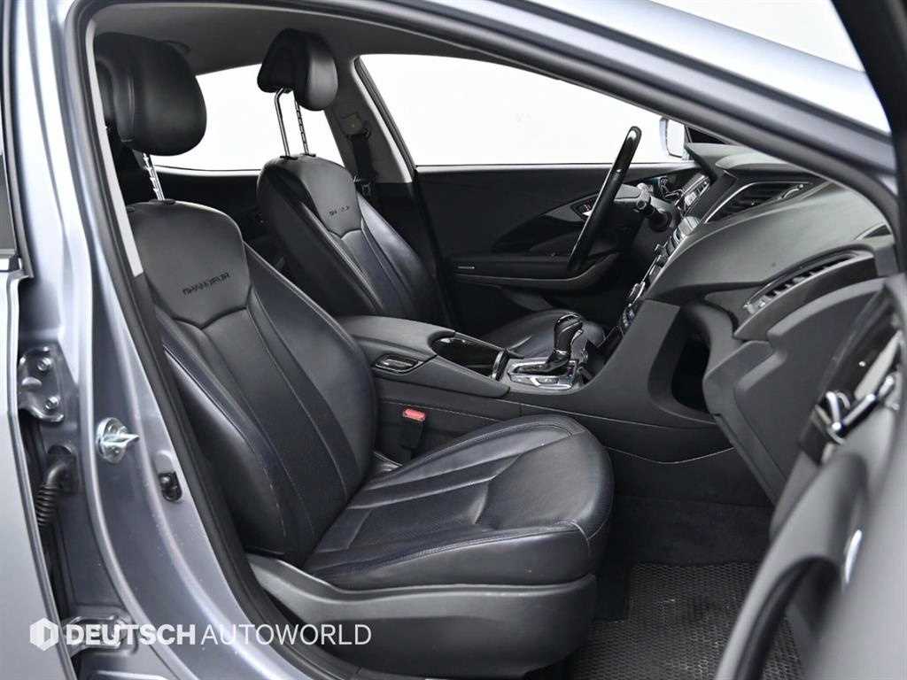 HYUNDAI Grandeur - Vista 10