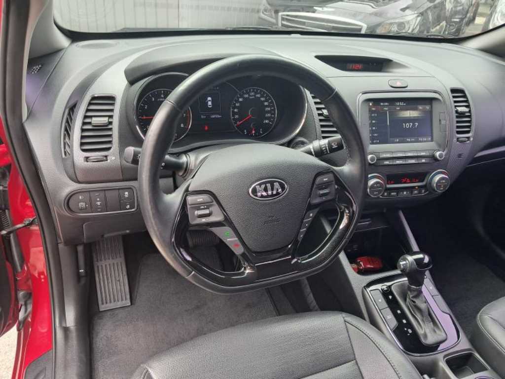 KIA K3 2016 Rojo - Importación desde Corea - HF Imports Iquique - Foto 15