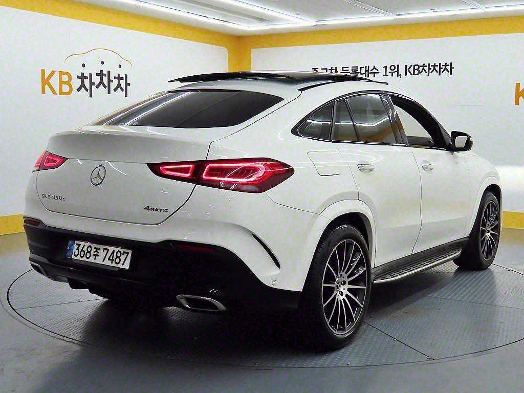 Mercedes Benz GLE Class - Vista 4
