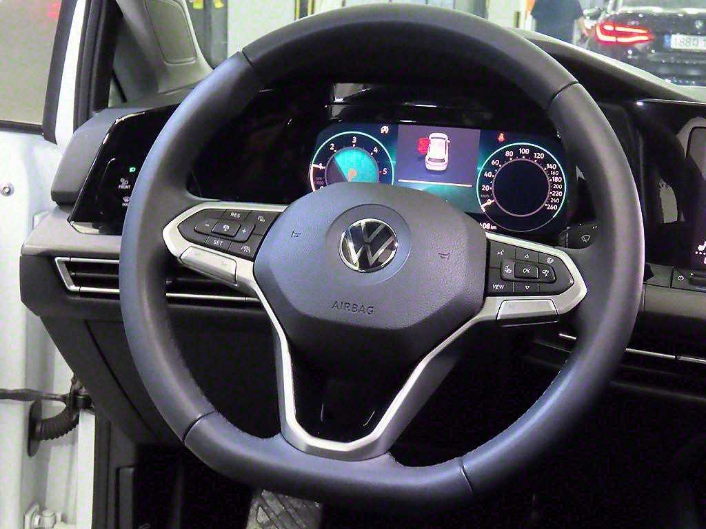 Volkswagen Golf - Vista 8