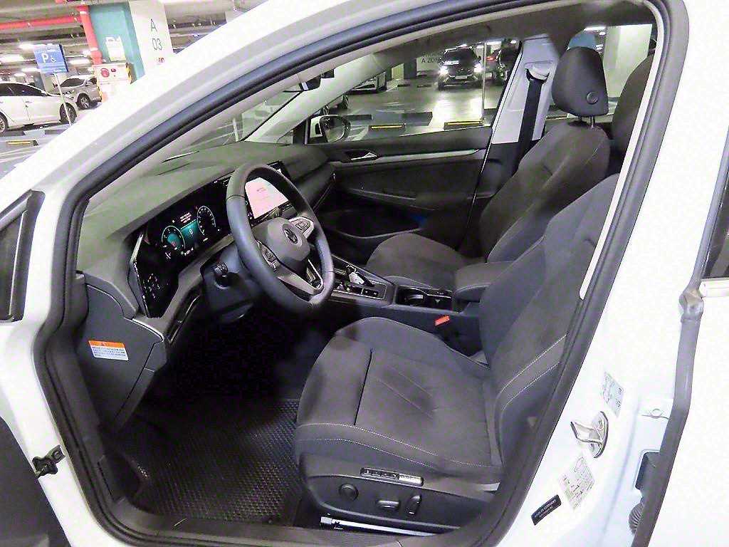 Volkswagen Golf - Vista 6