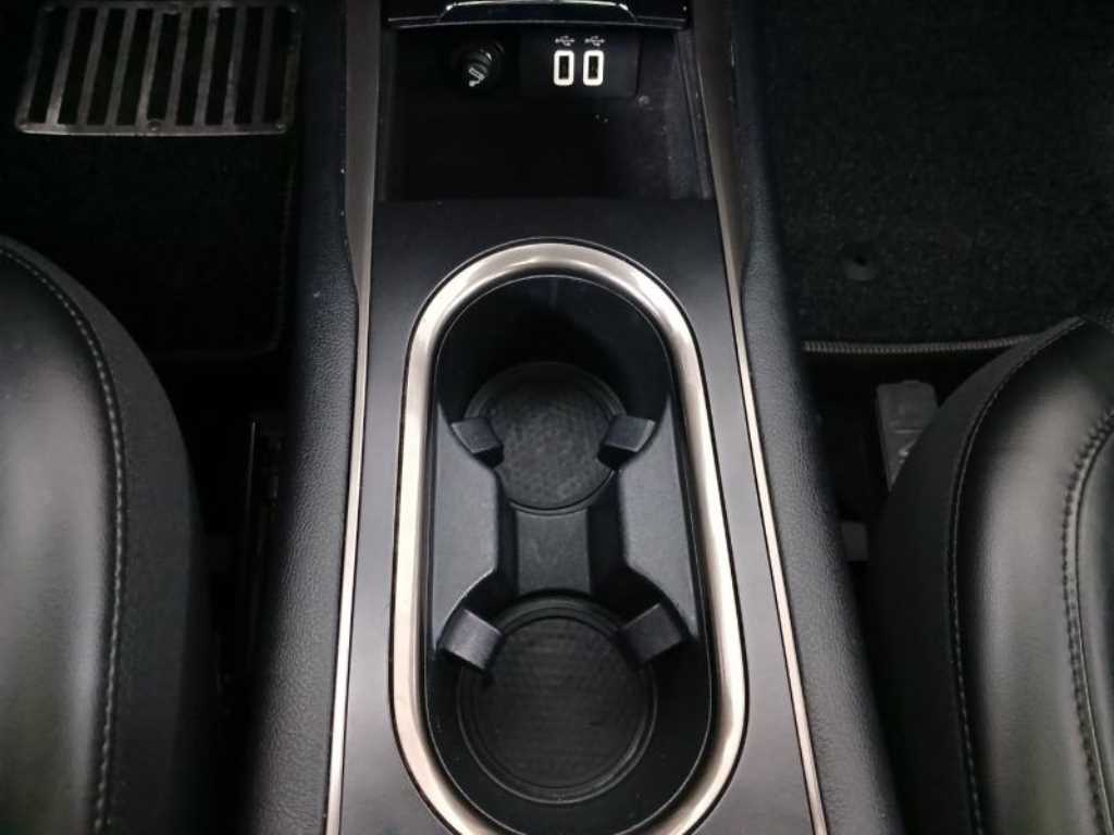 Lincoln MKC - Vista 12